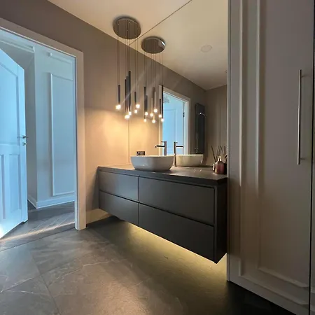 Apartament Galaktyczna - Prywatne Jacuzzi Na Tarasie *