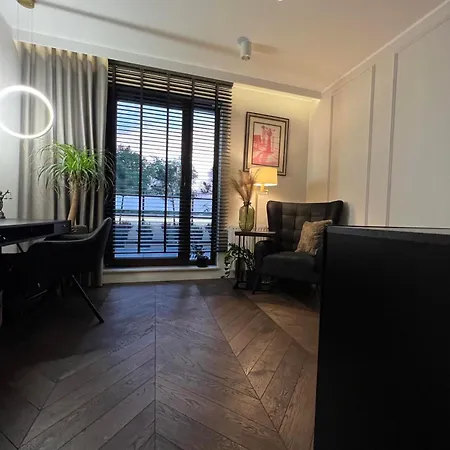 Apartament Galaktyczna - Prywatne Jacuzzi Na Tarasie