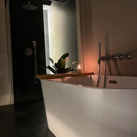 Lejlighed Apartament Galaktyczna - Prywatne Jacuzzi Na Tarasie