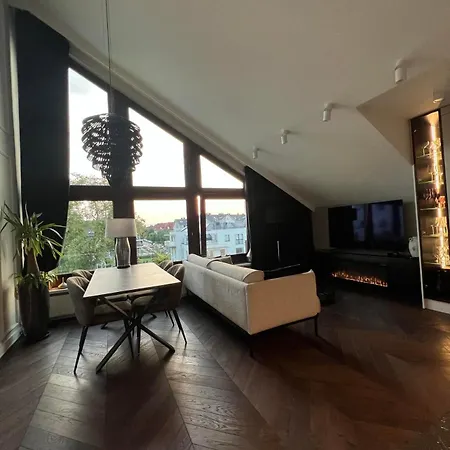 Apartament Galaktyczna - Prywatne Jacuzzi Na Tarasie Apartman Gdańsk