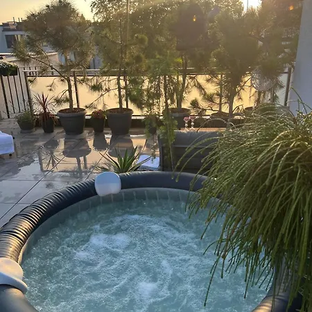 Apartament Galaktyczna - Prywatne Jacuzzi Na Tarasie Appartement Gdańsk