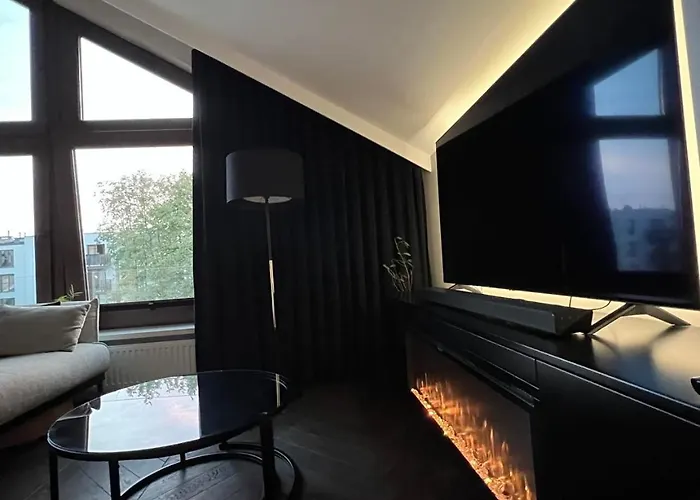 Apartament Galaktyczna - Prywatne Jacuzzi Na Tarasie Appartamento *