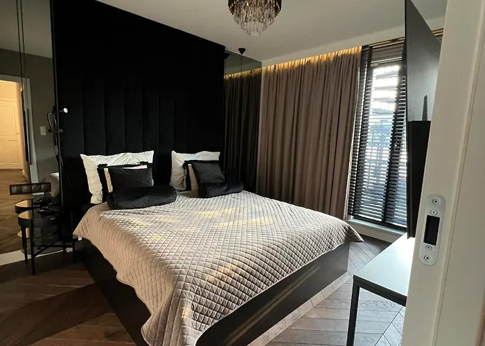 Apartament Galaktyczna - Prywatne Jacuzzi Na Tarasie * Danzica